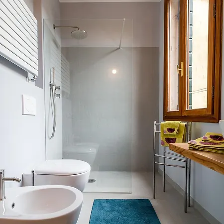 Spirito Santo Canal View Apartment Venice